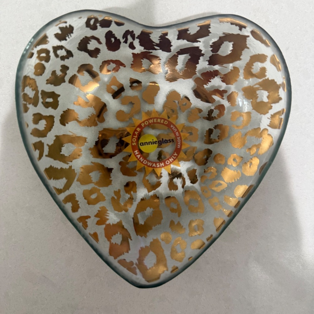 BRAND NEW! ANNIE GLASS 5" Heart Shaped Cheetah Print Dish